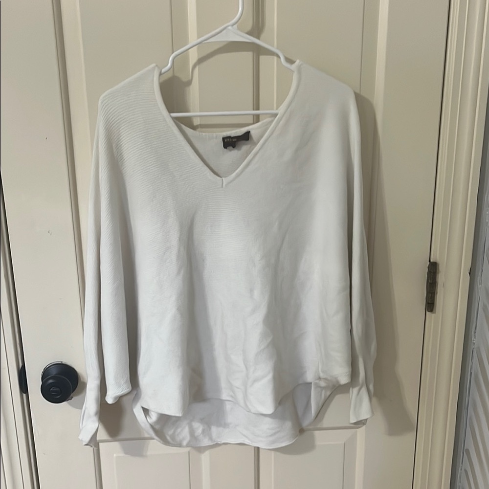 Kerisma Soft White V-Neck Top